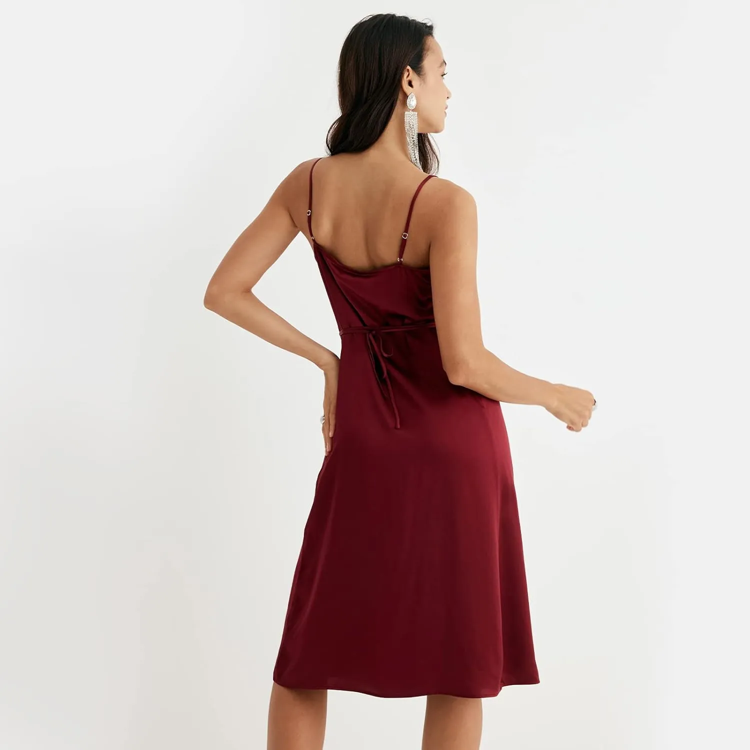 COLD POSH Women's 19mm Silk Slip Dress Luxury Summer Slips Chemise Sexy Sleeveless Dresses Elegant Slim Fit Tie Waist Dress